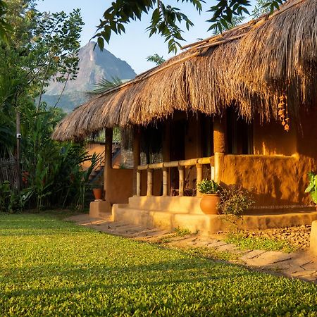 Hotel The Mudhouse Marayoor Munnar Exteriér fotografie