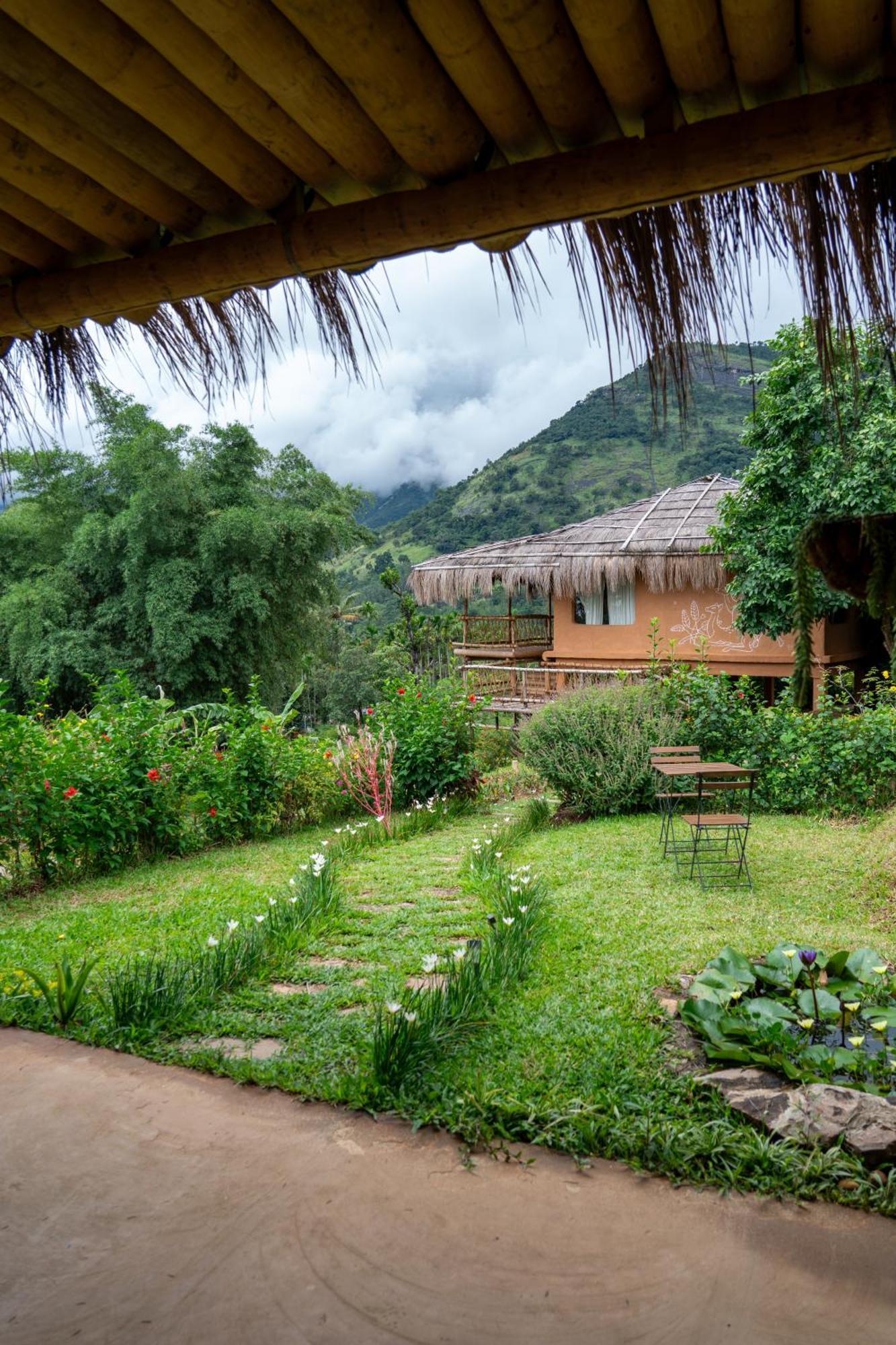 Hotel The Mudhouse Marayoor Munnar Exteriér fotografie