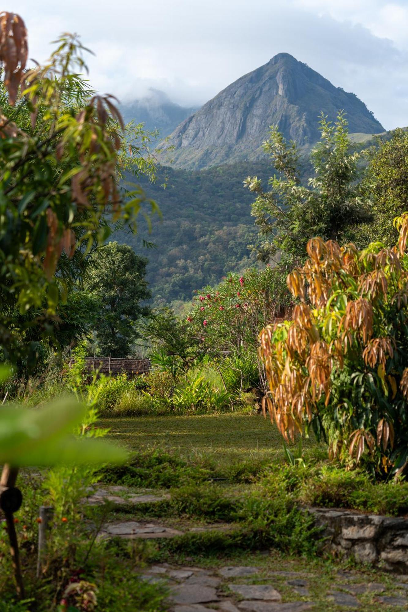 Hotel The Mudhouse Marayoor Munnar Exteriér fotografie